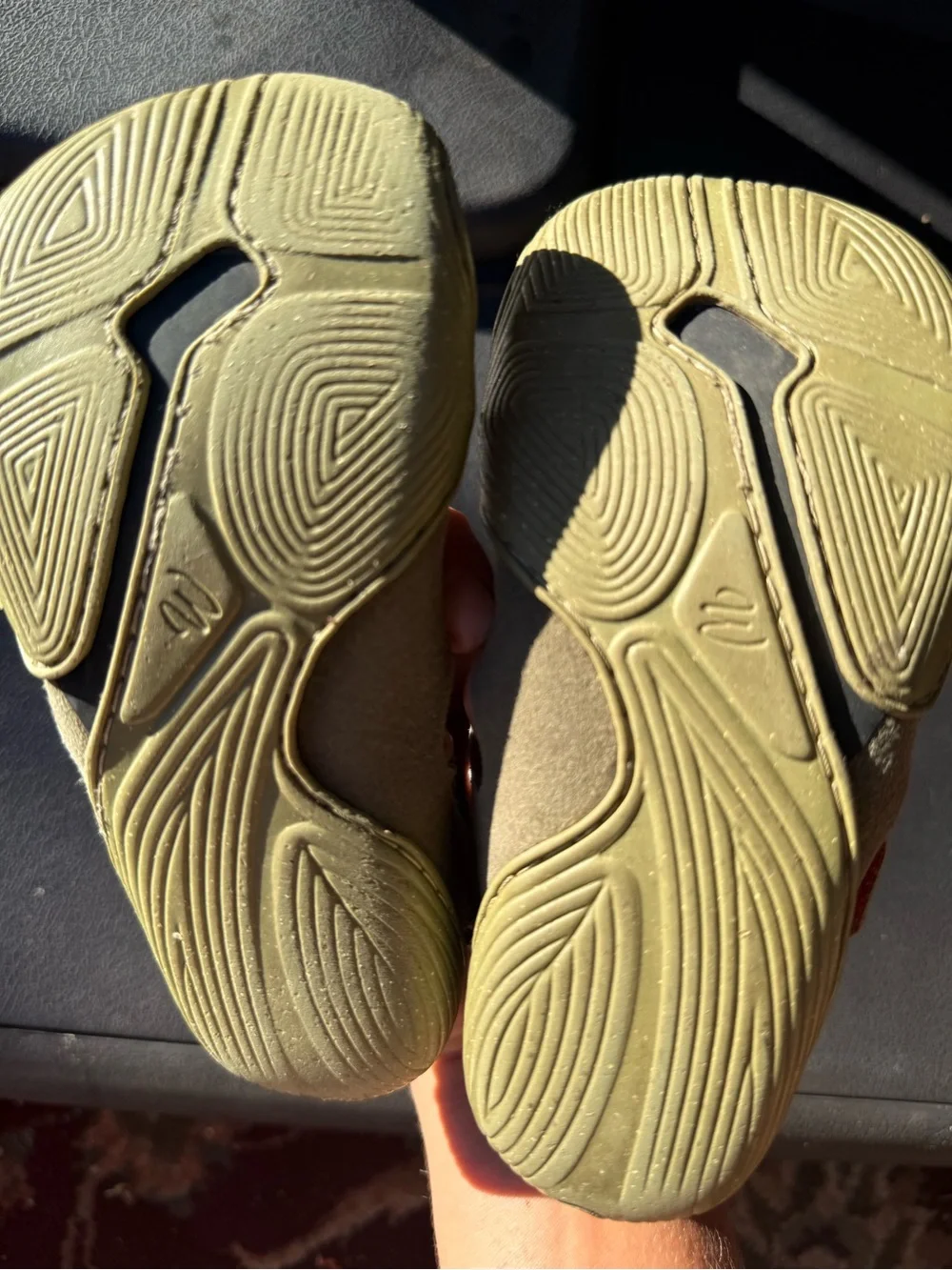 WILDLING BAREFOOT Strap Shoes - breathable with velcro close